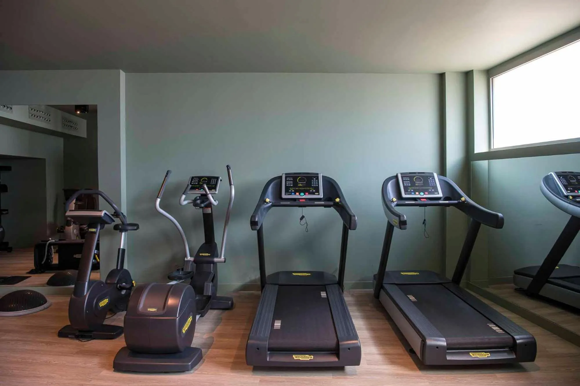Fitness centre/facilities in Columbus Urban Resort