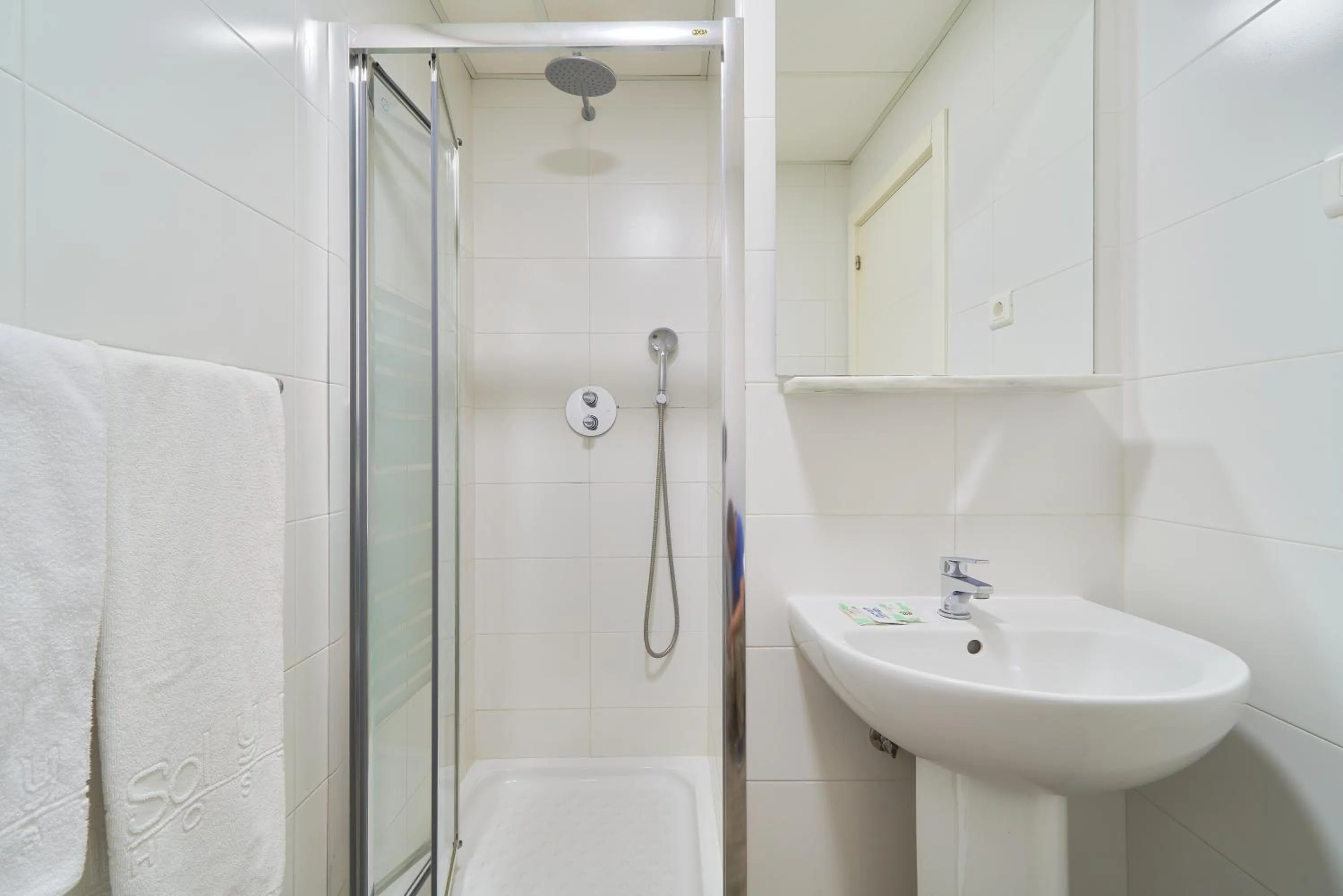 Bathroom in Hostal Sol y Miel