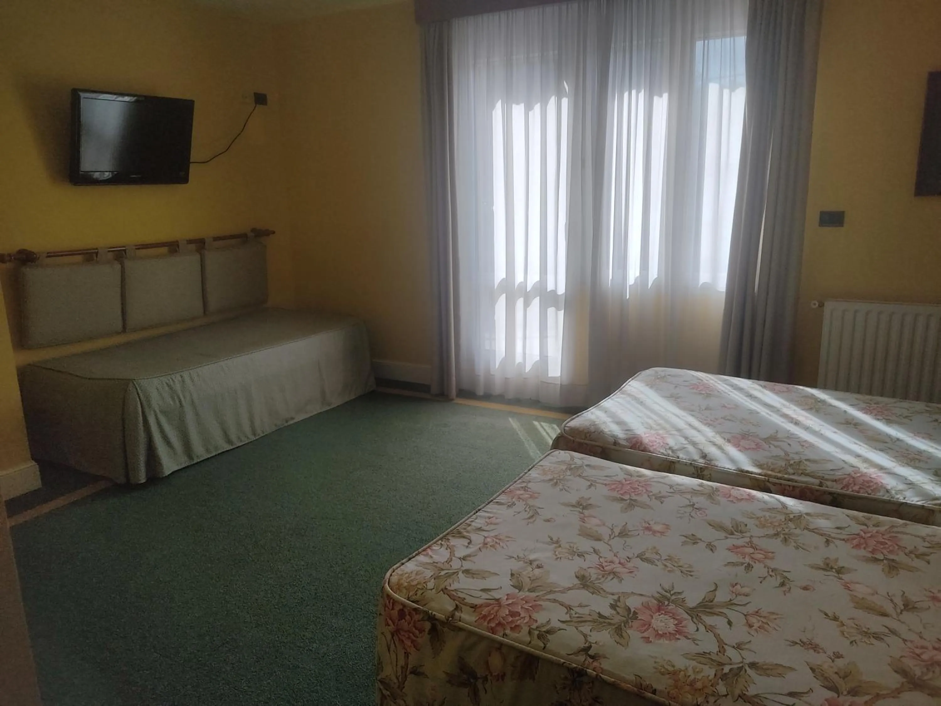 Bed in Hotel Suite Mioño Castro Urdiales