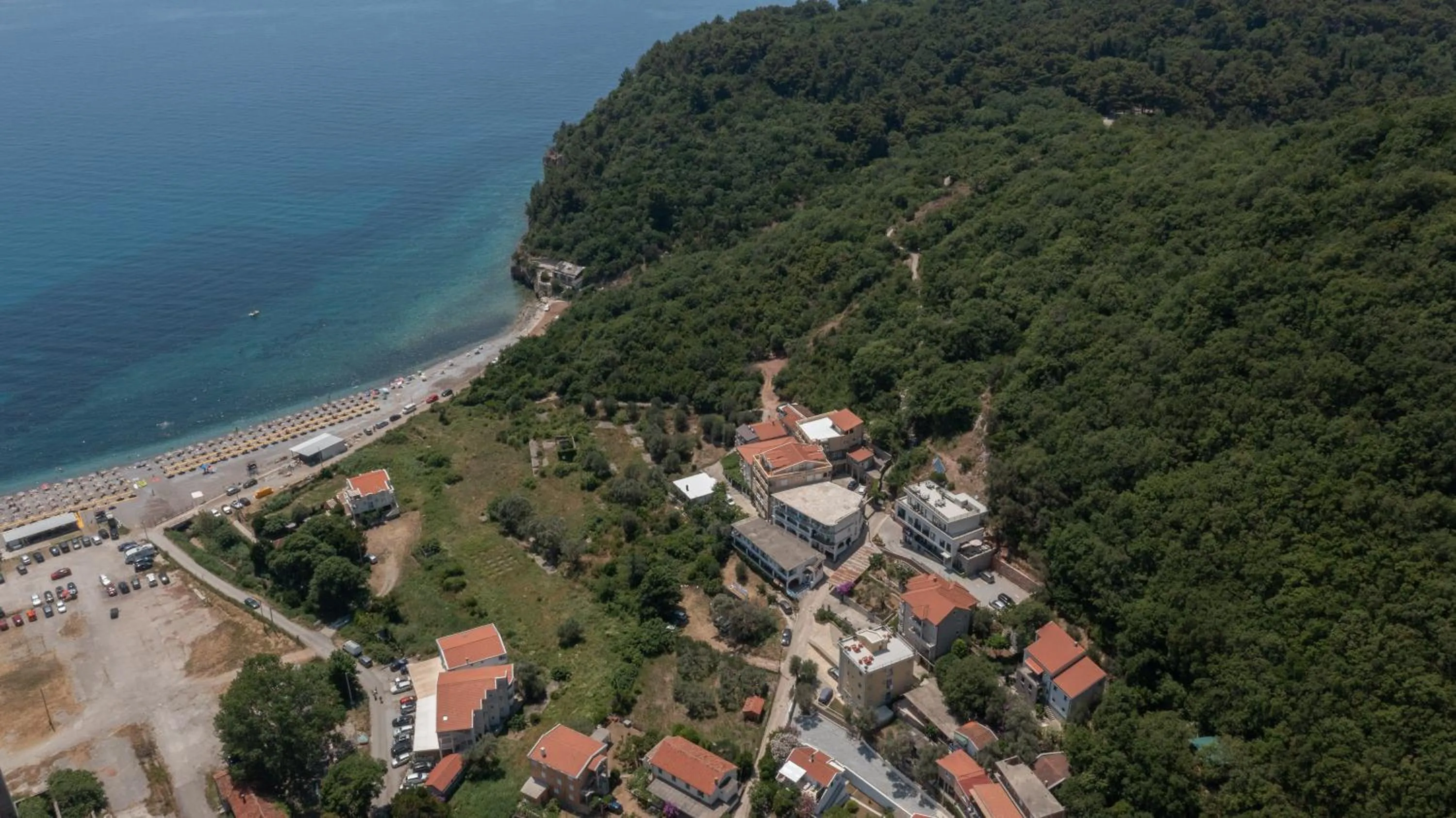 Property building in Hotel AQUILO