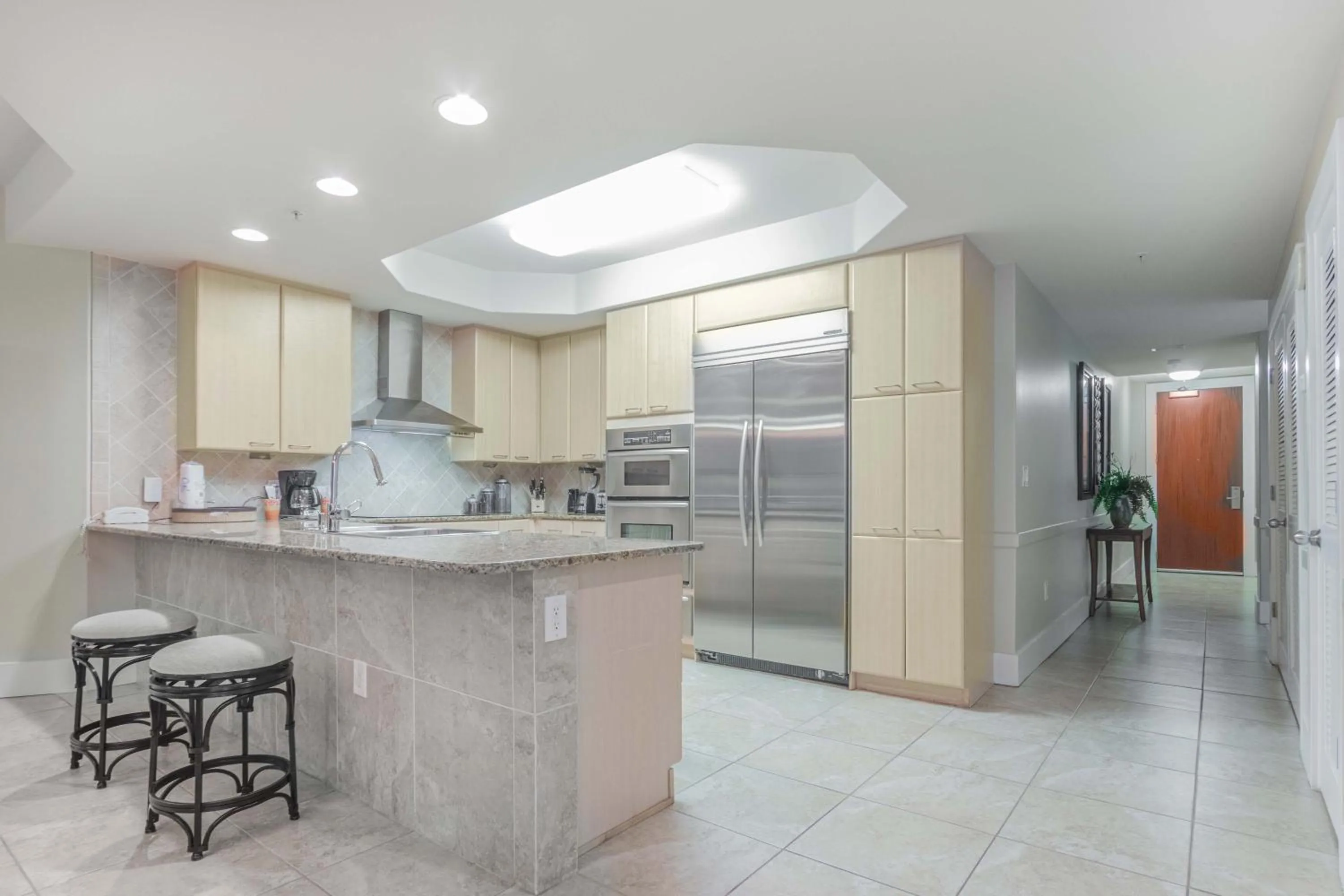 Kitchen or kitchenette in Caribe Resort by Hosteeva