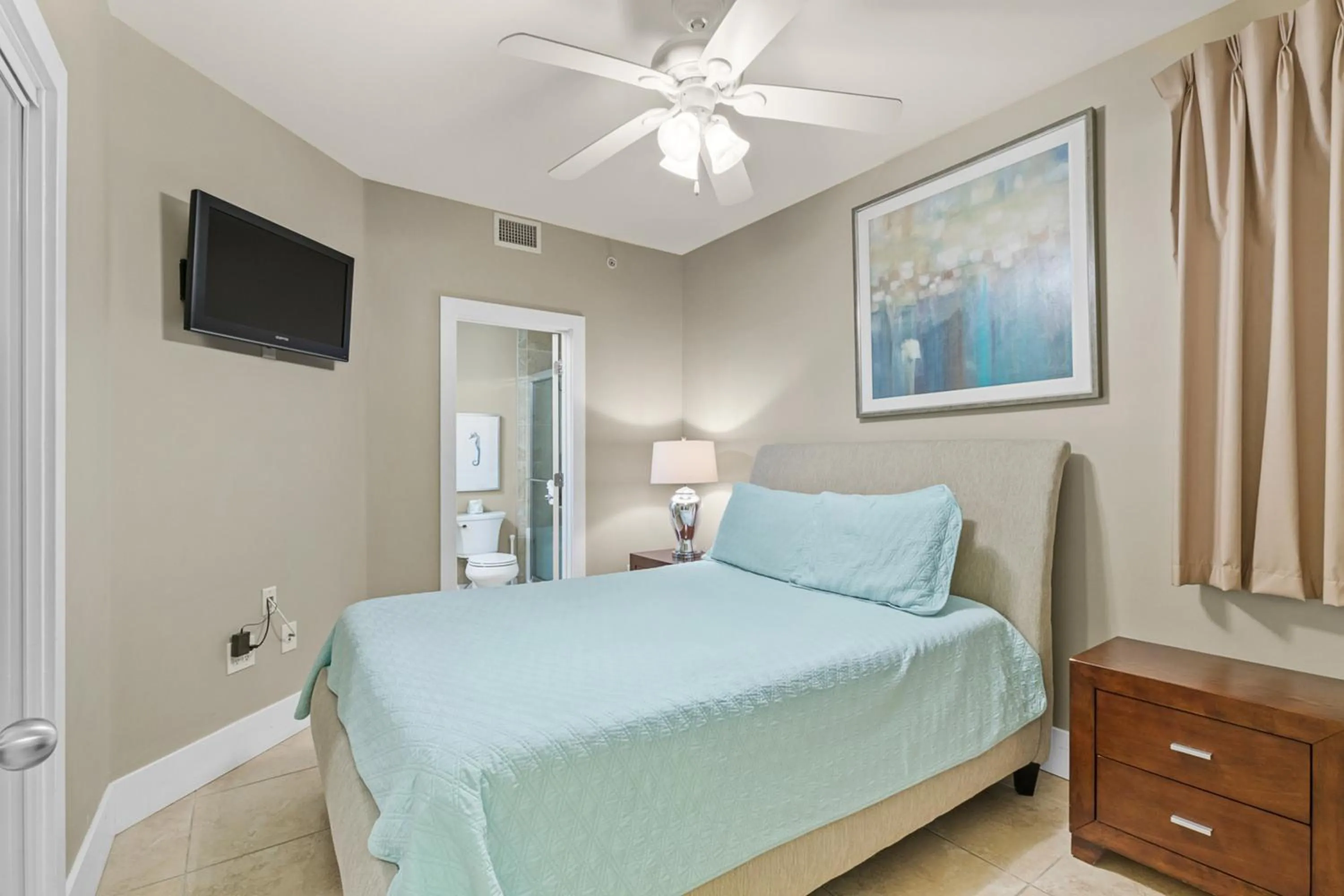 Bedroom, Bed in Caribe Resort by Hosteeva