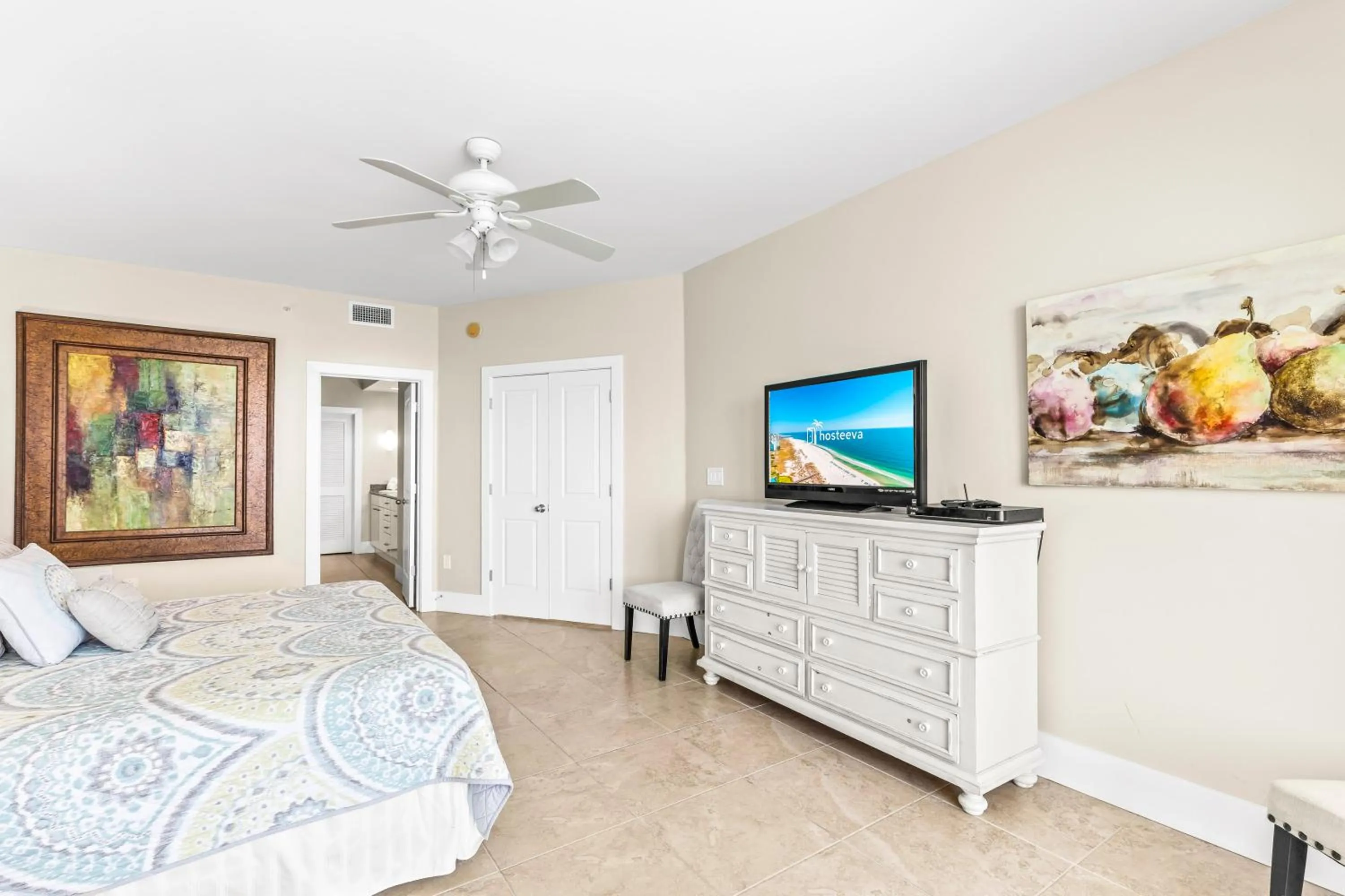 Bedroom in Caribe Resort by Hosteeva