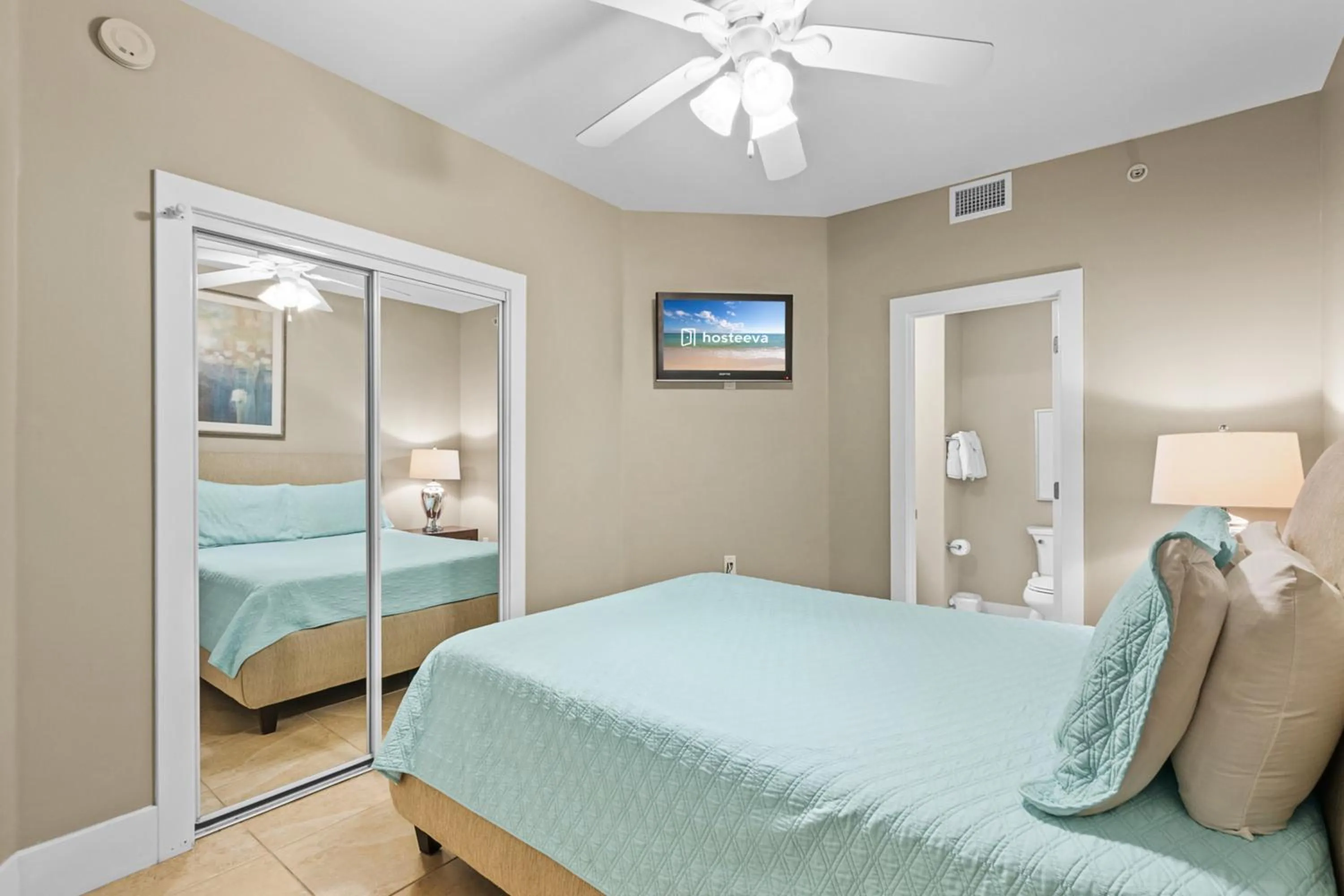 Bedroom, Bed in Caribe Resort by Hosteeva