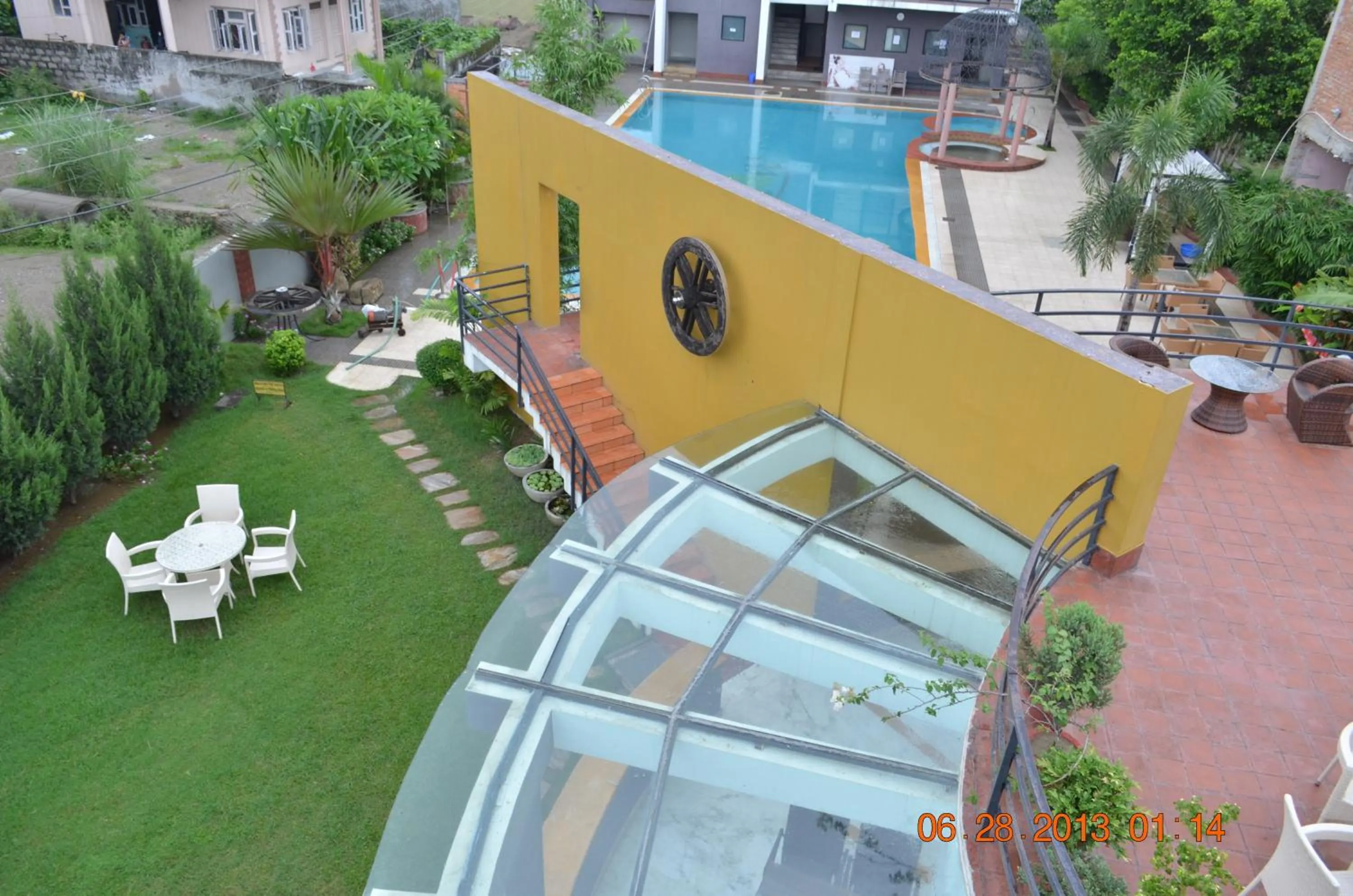 Garden in Club De Novo Hotel