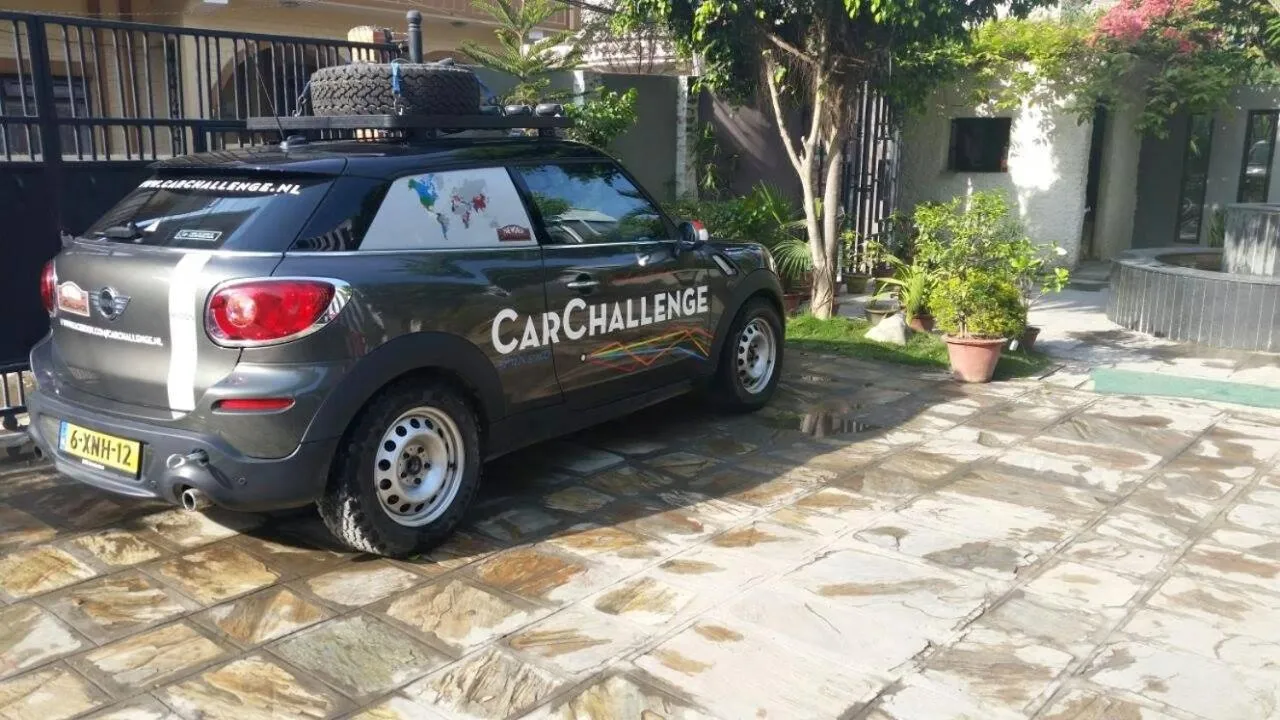 Parking in Club De Novo Hotel