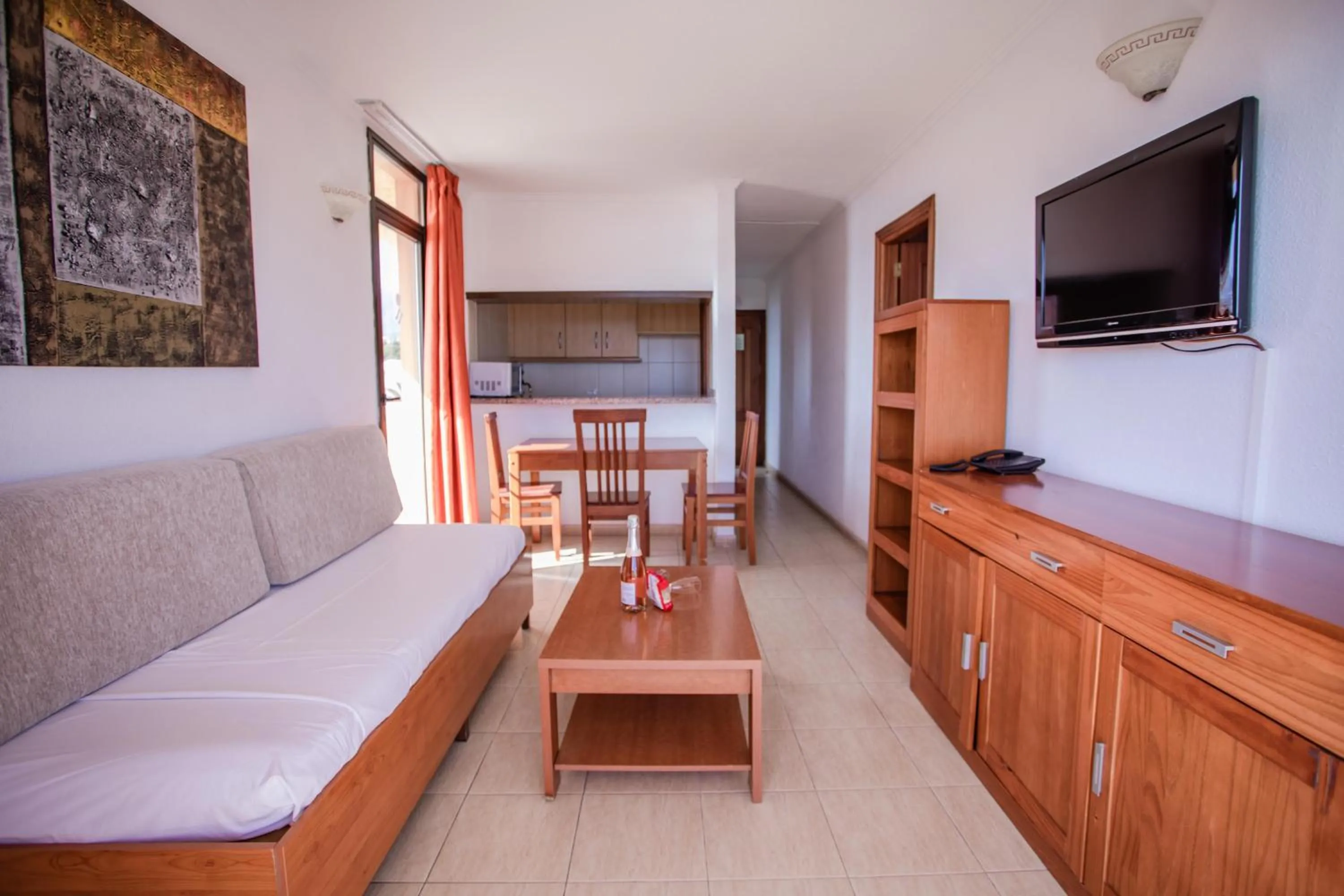 Photo of the whole room in Servatur Caribe