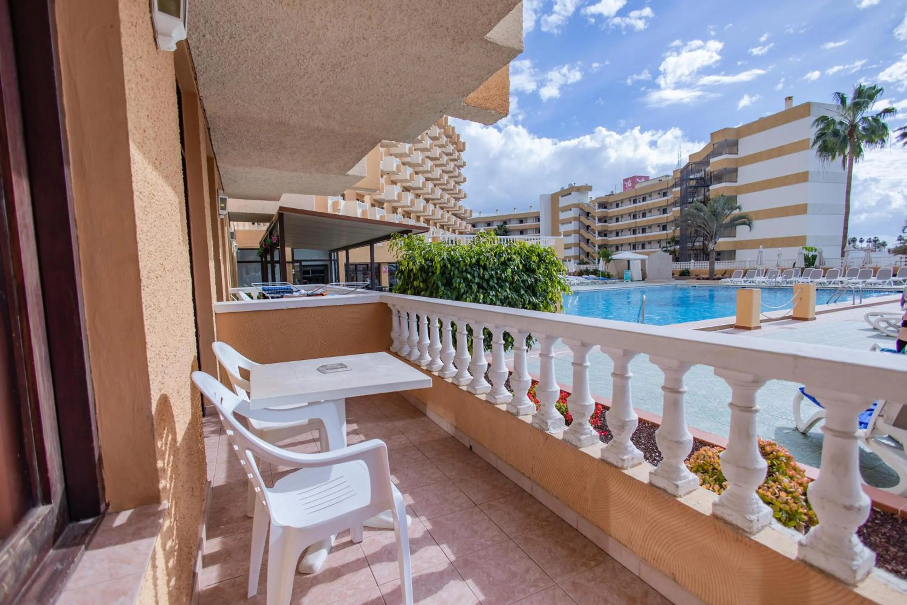 Photo of the whole room in Servatur Caribe