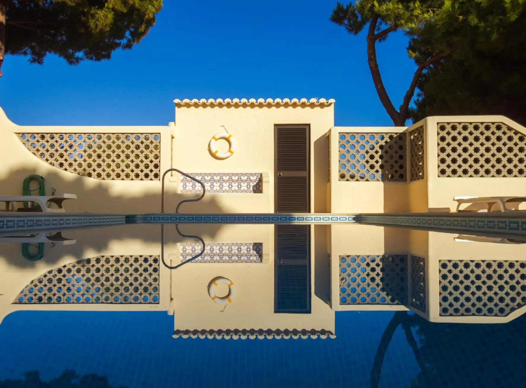 Pool view in Algar Seco Parque