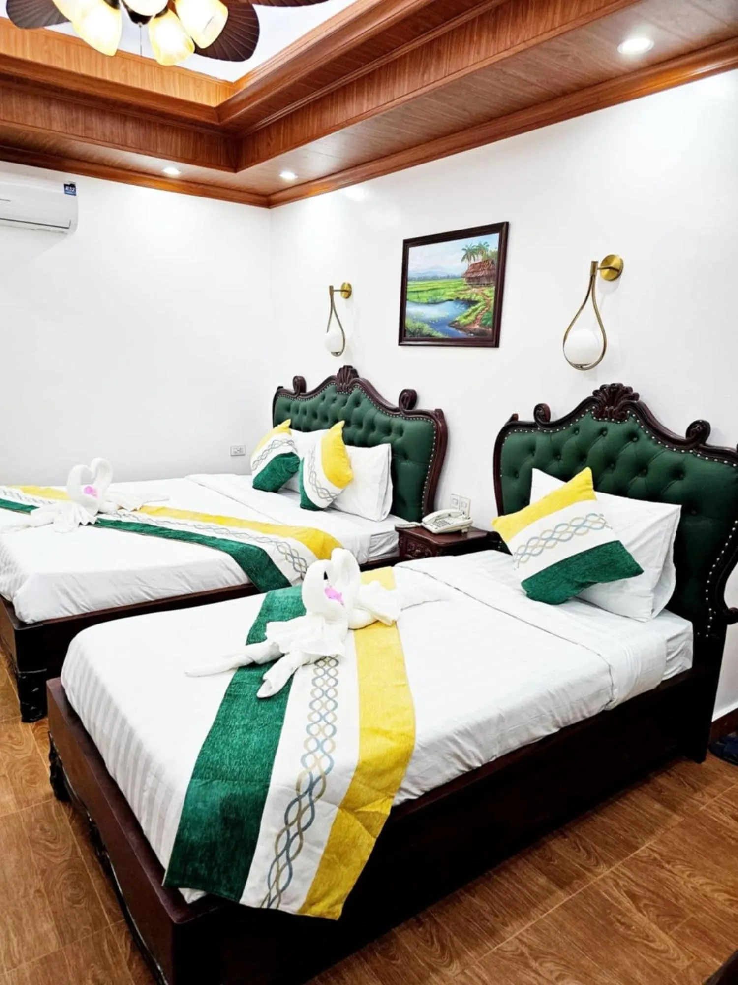 Bedroom, Bed in Sky hotel