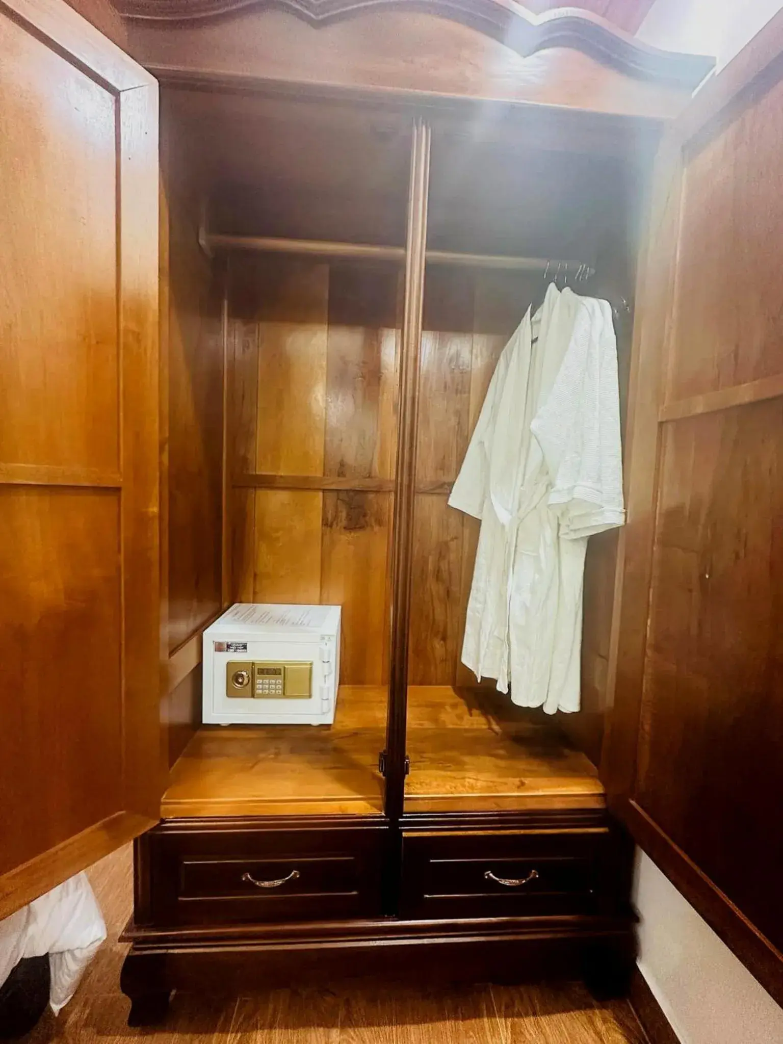 Twin Room with Balcony in Sky hotel Twin Room with Balcony in Sky hotel