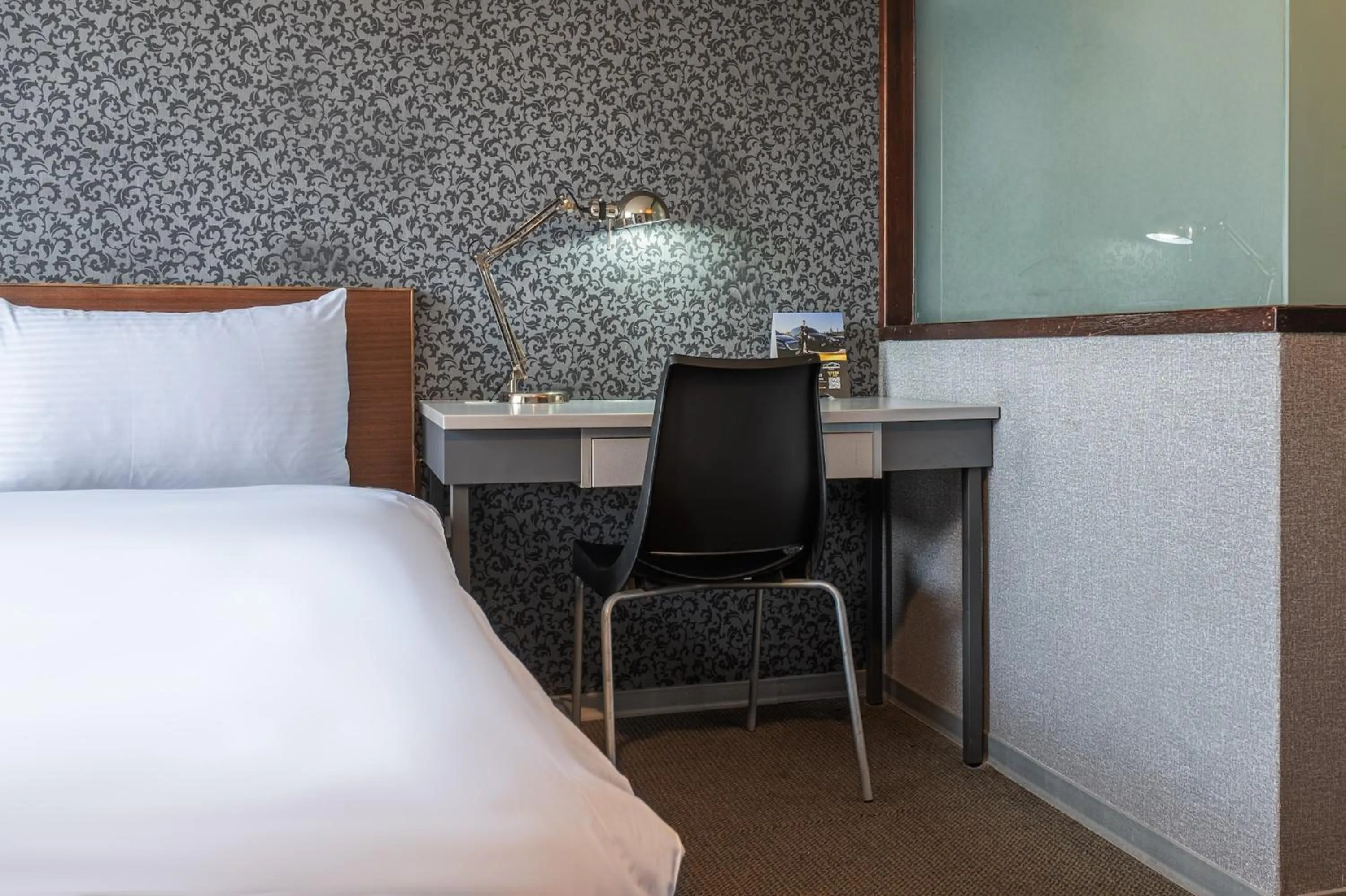 bunk bed, Bed in The Galerie Hotel