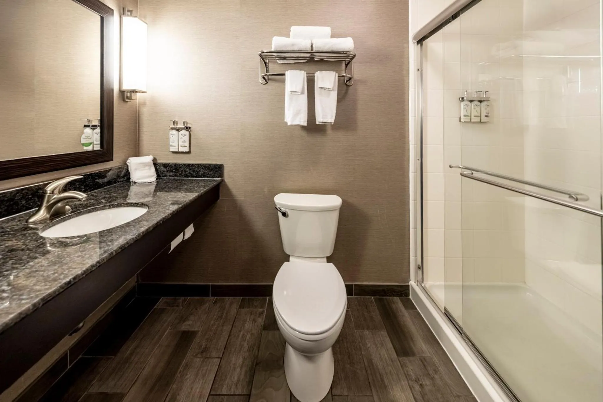 Bathroom in Holiday Inn Owensboro Riverfront by IHG