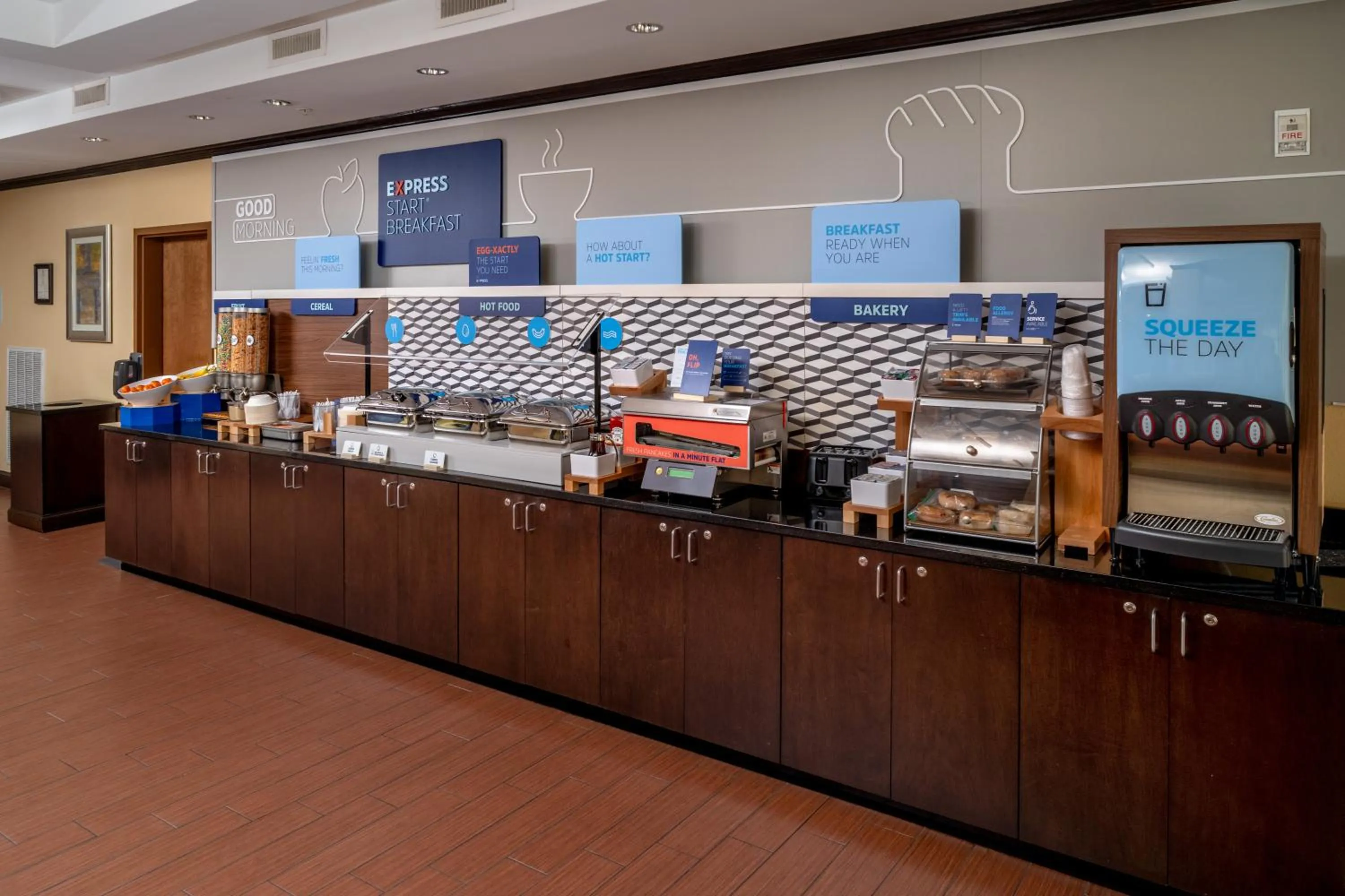 Breakfast in Holiday Inn Express & Suites Lebanon by IHG