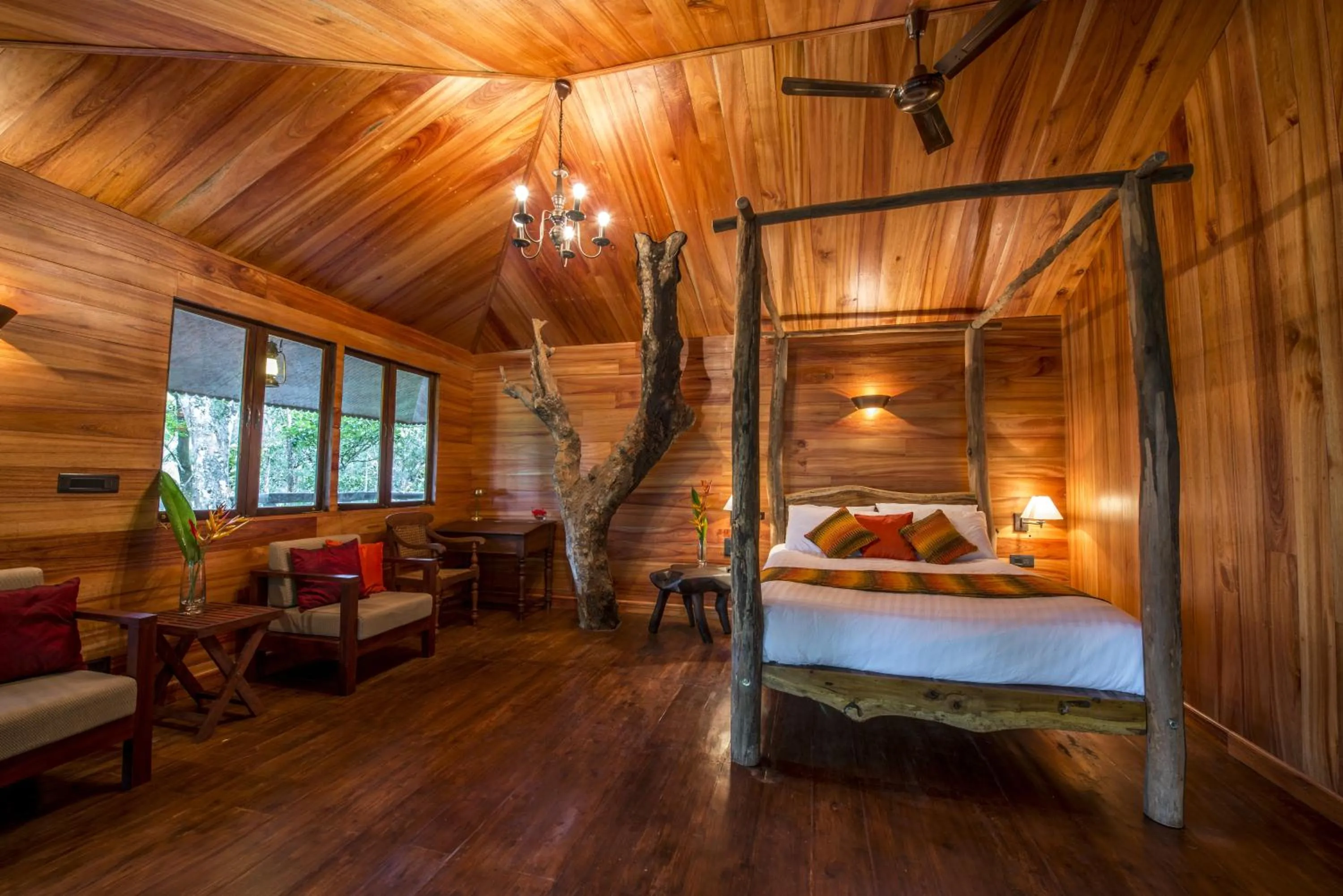 Bedroom, Bed in Pepper Trail