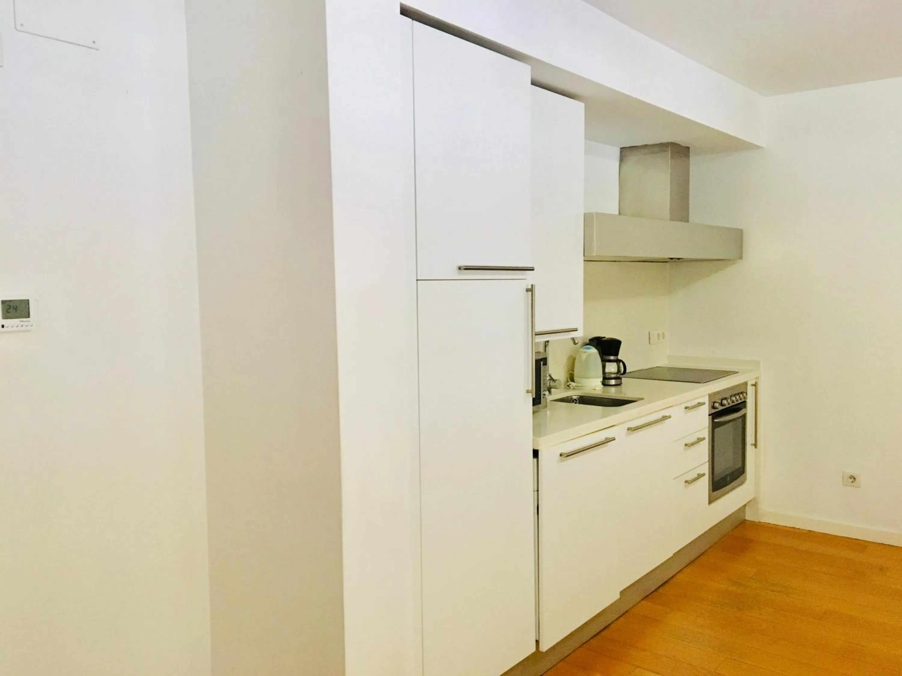 Kitchen or kitchenette in Apartamentos Santa Faz by Be Alicante