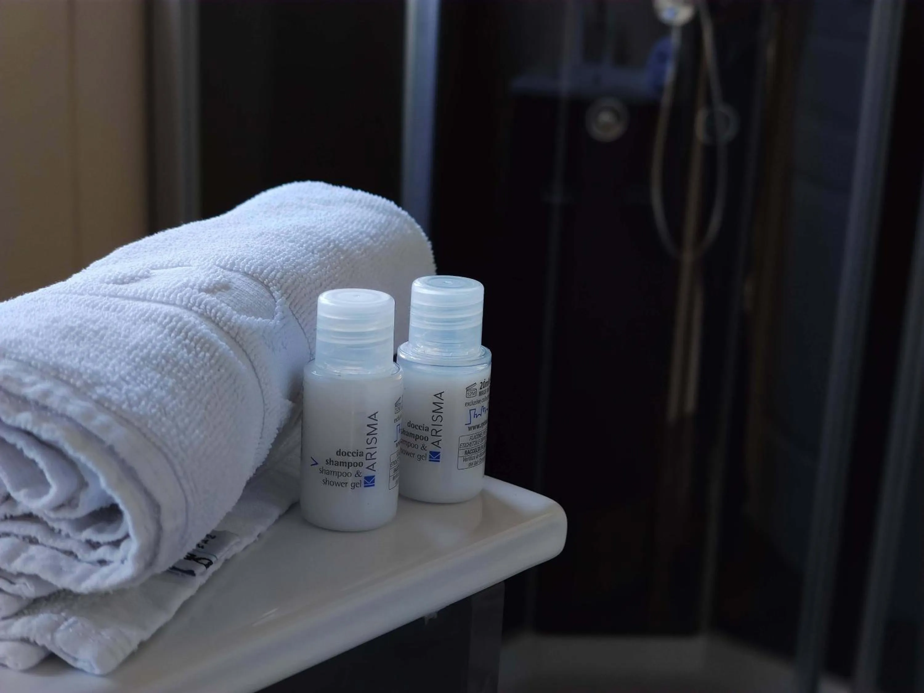 Bathroom in Lodge Hôtel & Spa Les Voiles du Grand Large