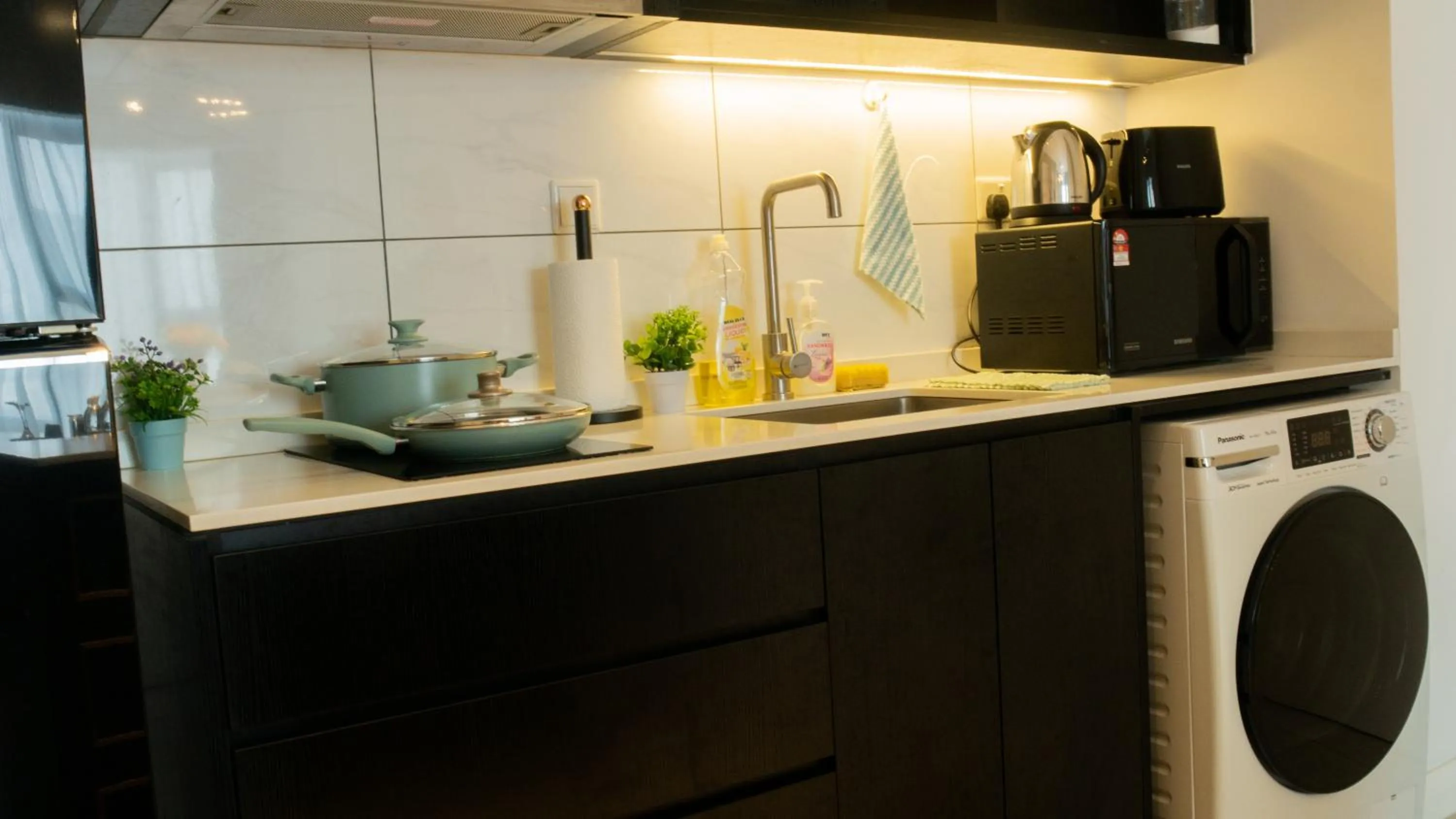 Coffee/tea facilities in Axon Residence KLCC - AX HOME