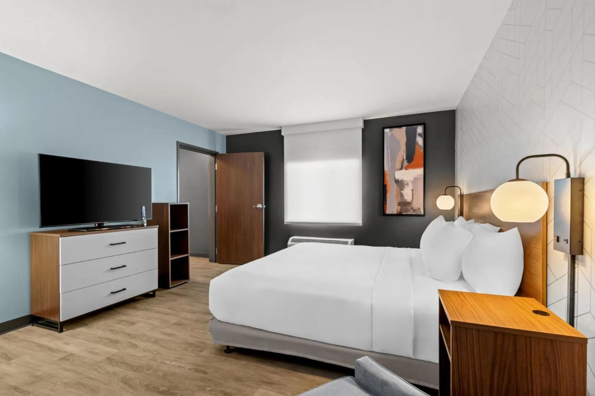 King Suite with Sofa - Non Smoking in Everhome Suites Temecula