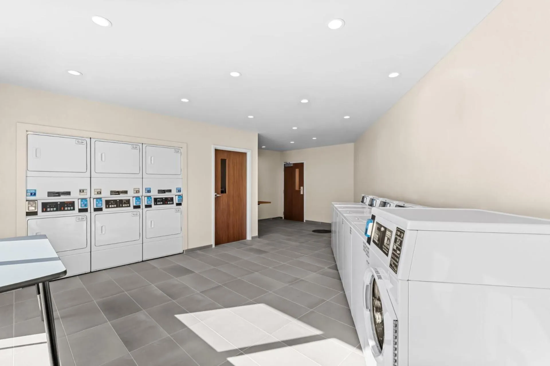 laundry in Everhome Suites Temecula