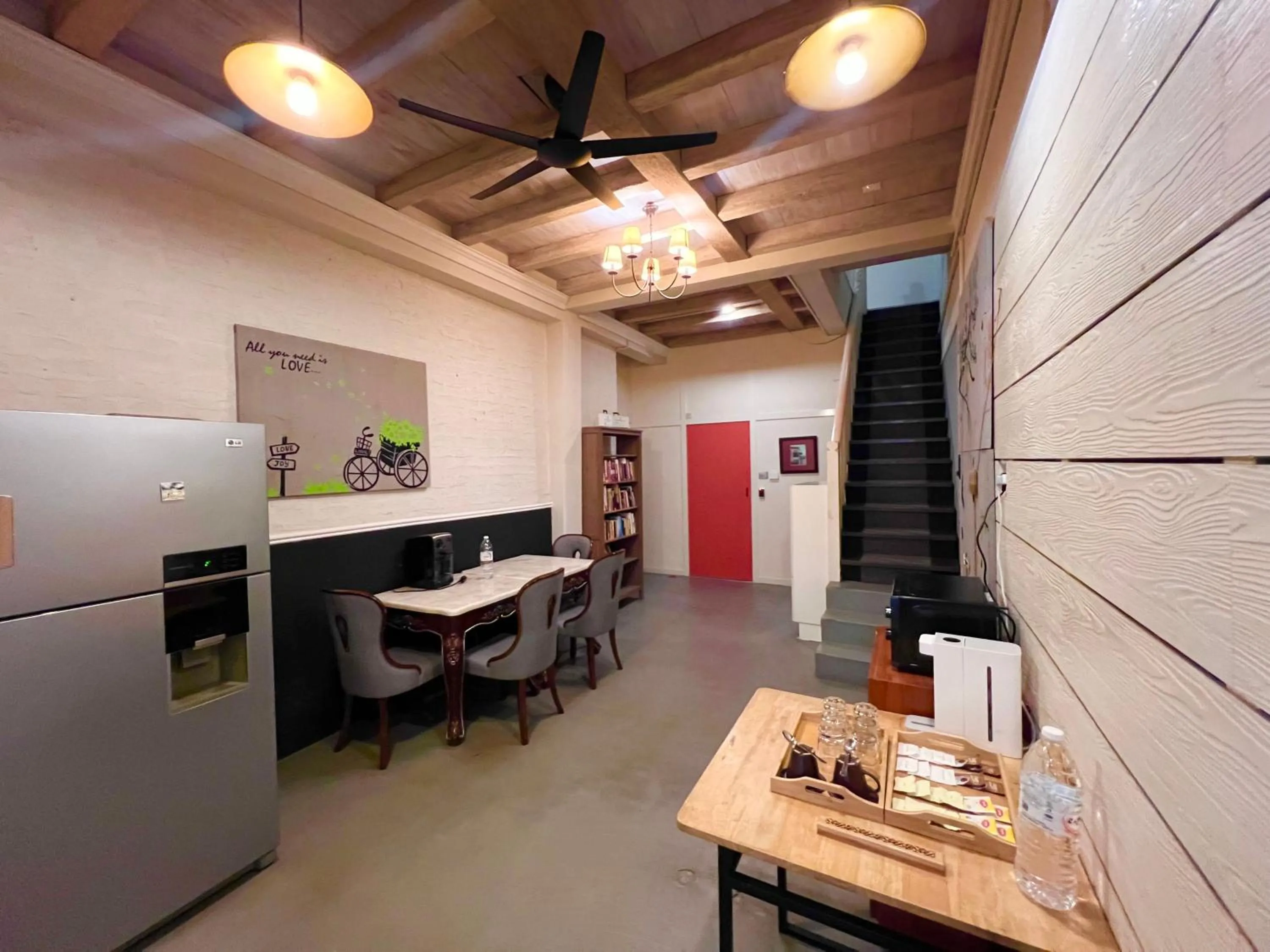 Coffee/tea facilities in Heritage Hideaway Retreat