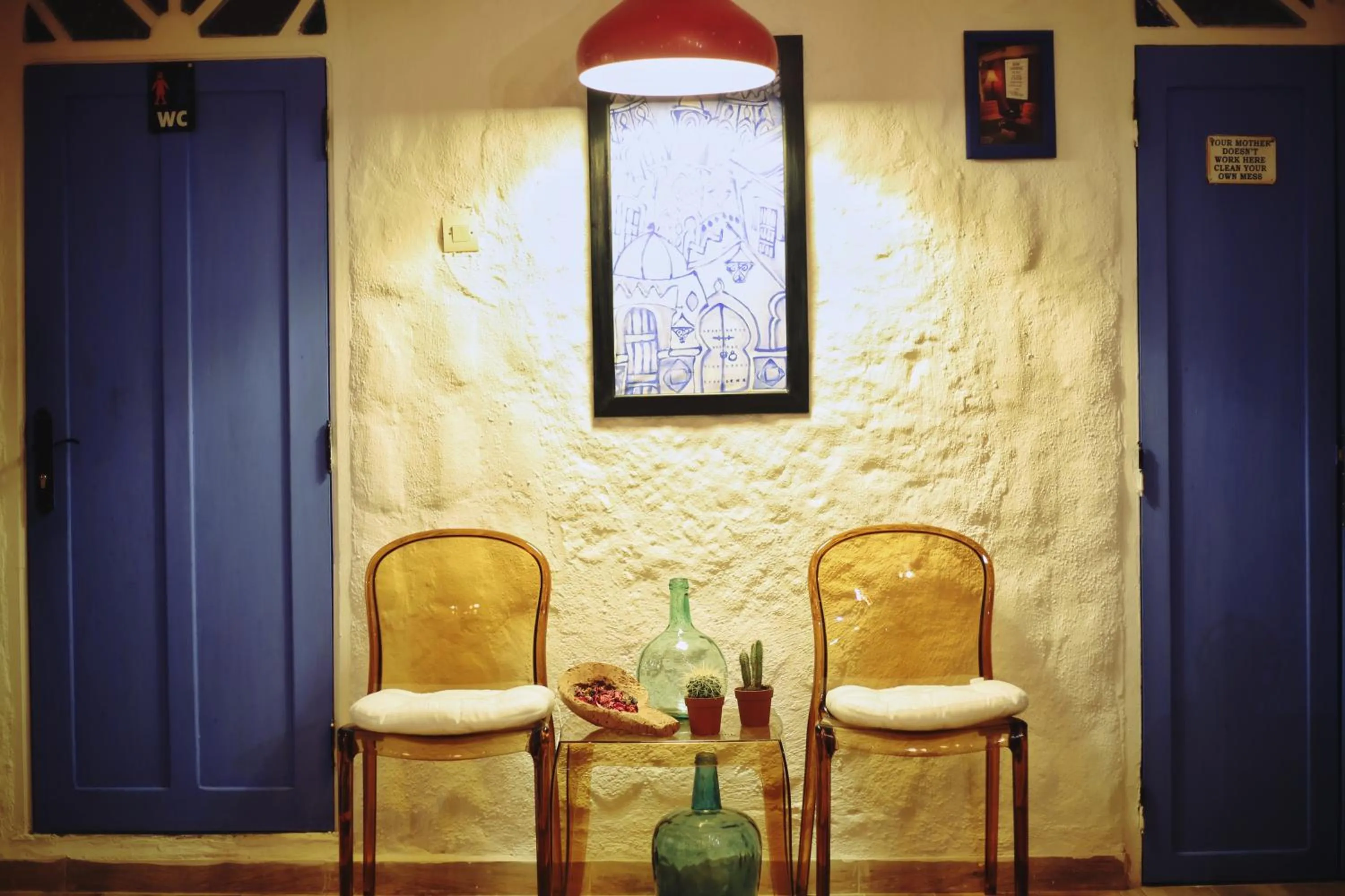 Communal lounge/ TV room in Dar Elrio