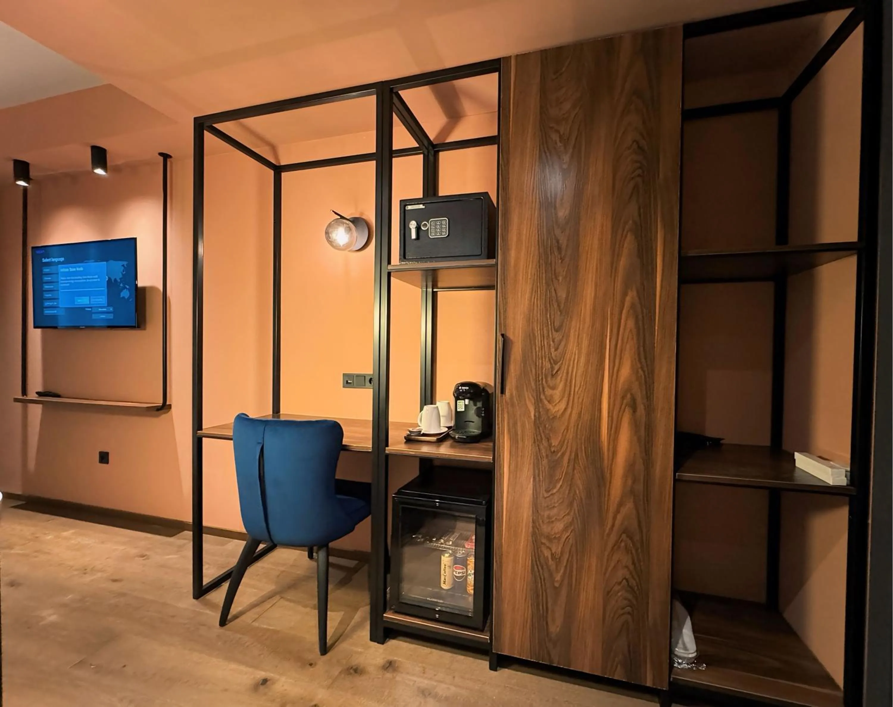 TV and multimedia in Design Hotel & Private Spa - Tbilisi Edition