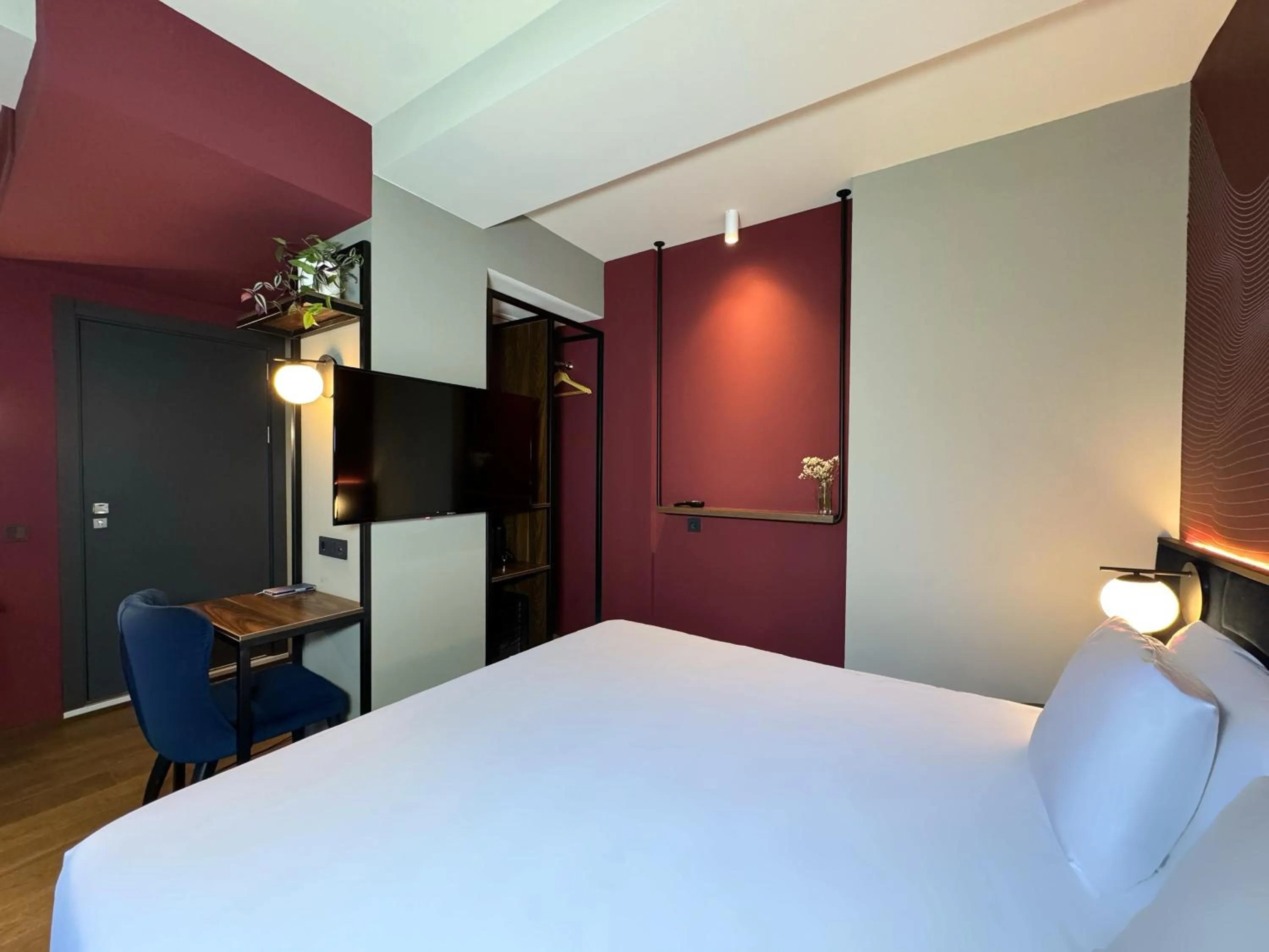 Bed in Design Hotel & Private Spa - Tbilisi Edition