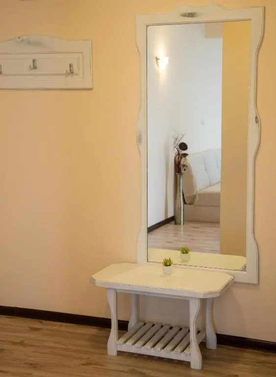 Communal lounge/ TV room in Toma's Residence - Front Beach