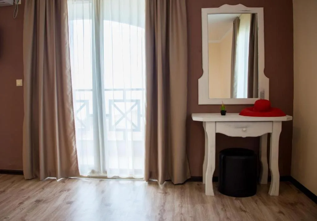 Seating area in Toma's Residence - Front Beach