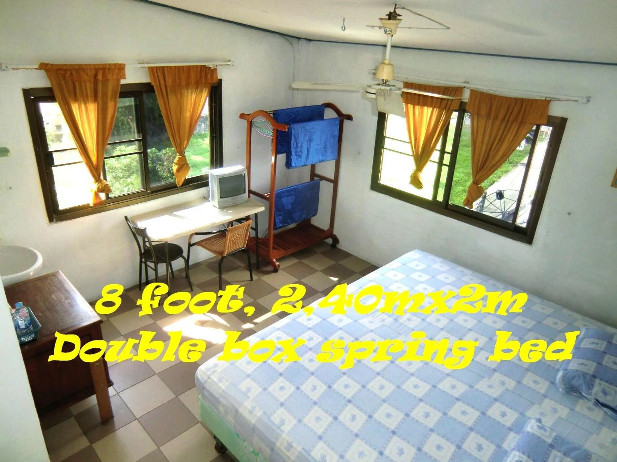 Bedroom, Bed in Residence House