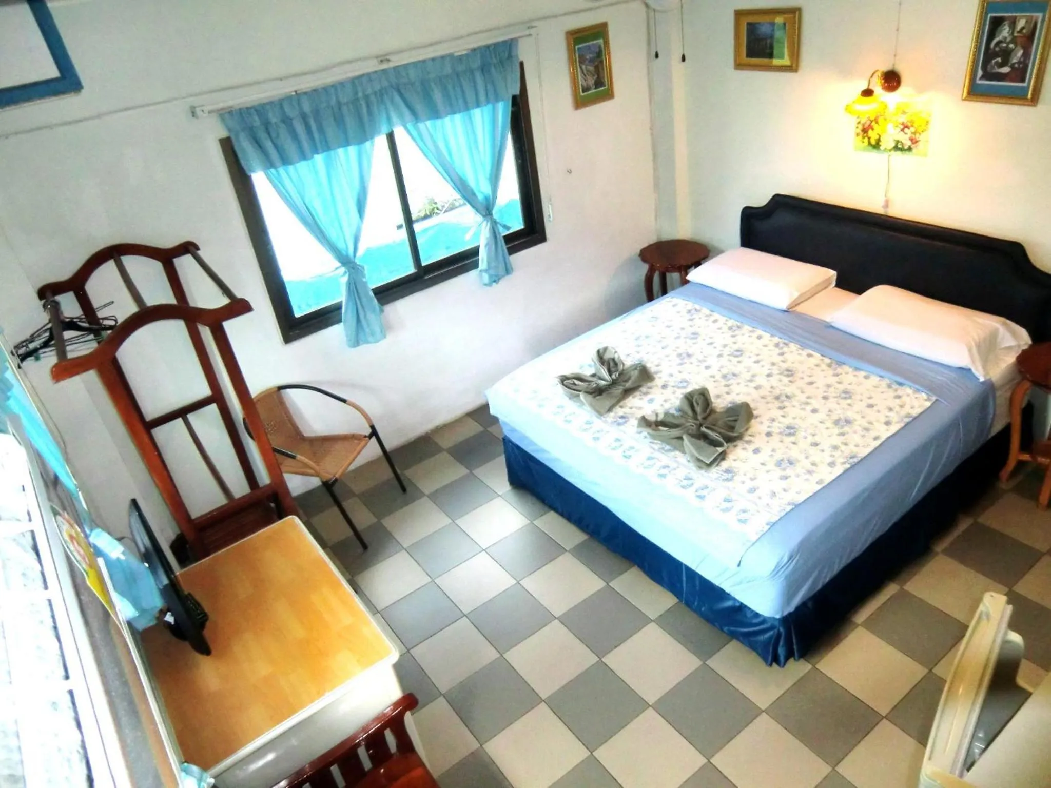 Bedroom, Bed in Residence House