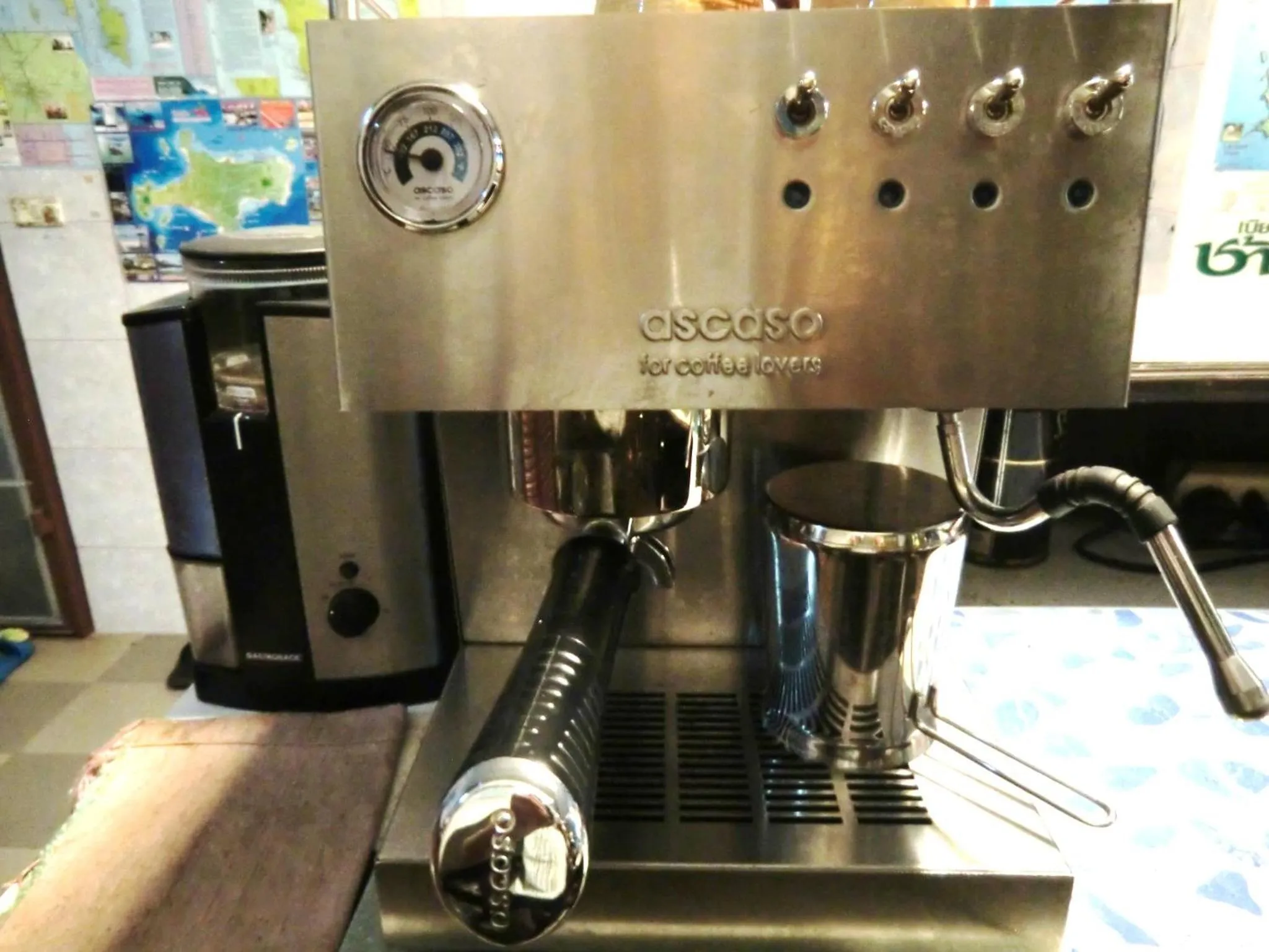 Coffee/tea facilities in Residence House