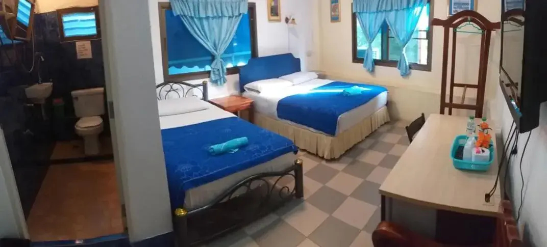Deluxe Double Room with Extra Bed in Residence House Deluxe Double Room with Extra Bed in Residence House