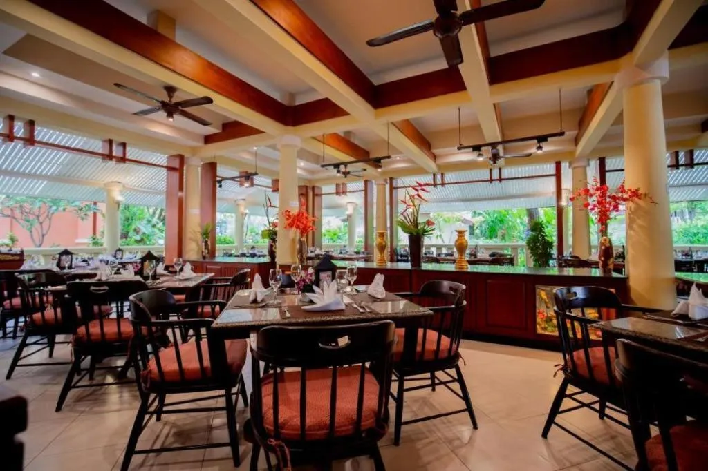 Hyton Leelavadee Hotel