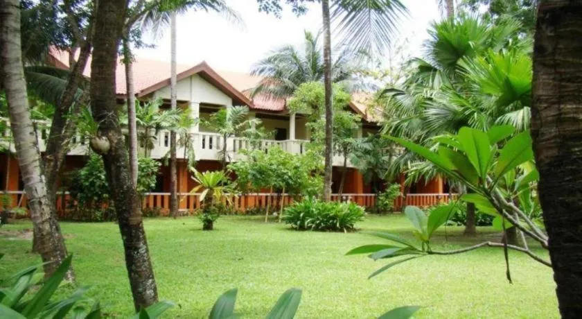 Hyton Leelavadee Hotel