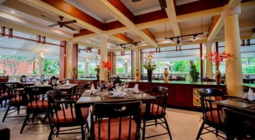 Hyton Leelavadee Hotel