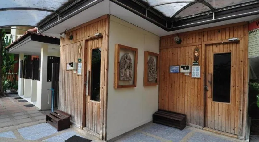 Hyton Leelavadee Hotel