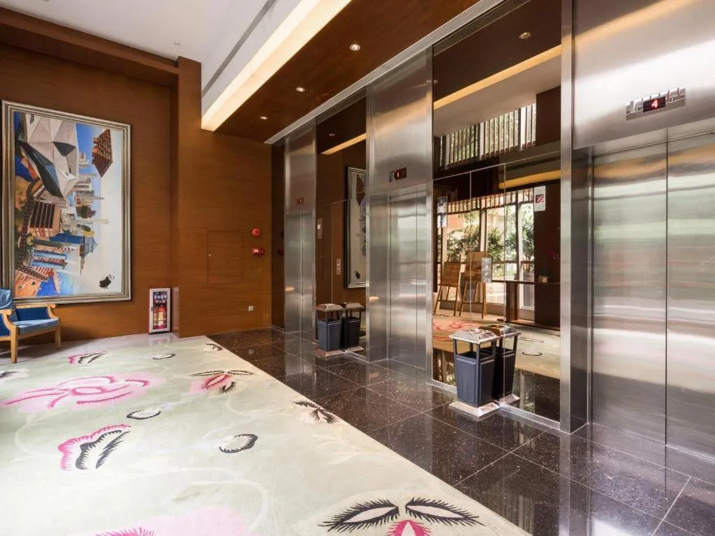 Guangzhou Carat Hotel