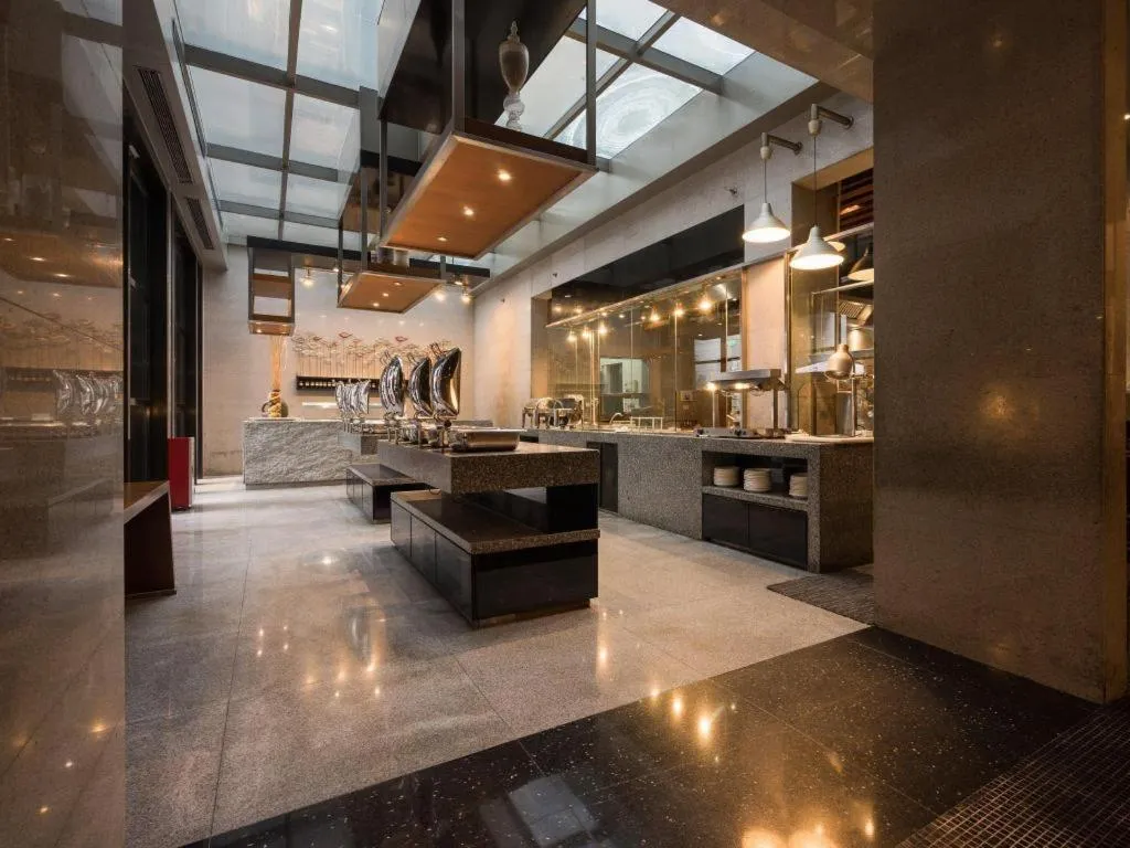 Guangzhou Carat Hotel