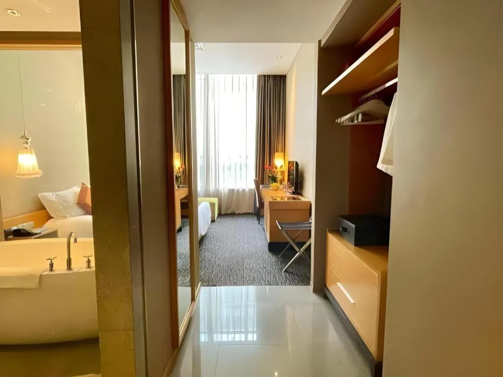 Bed in Guangzhou Carat Hotel