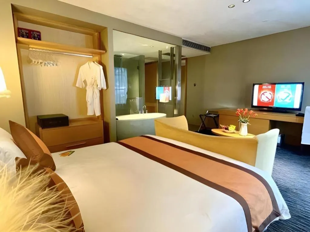 Bed in Guangzhou Carat Hotel