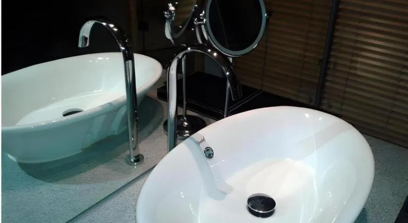 Guangzhou Carat Hotel