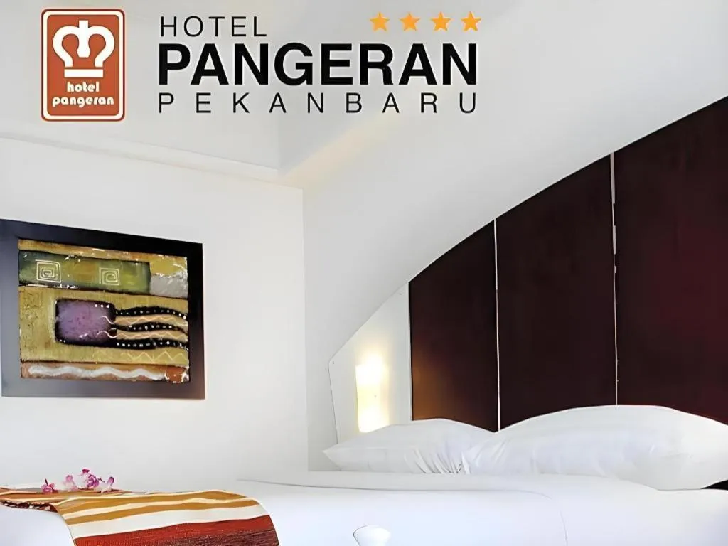 Bed in Hotel Pangeran