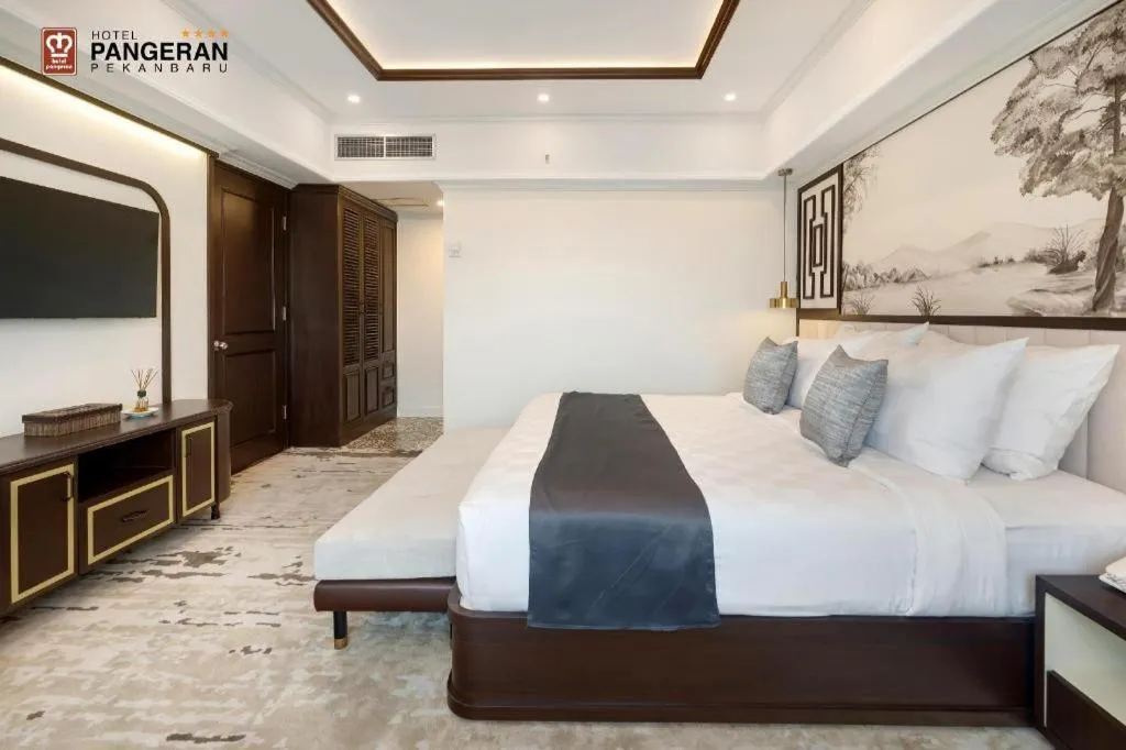 Bed in Hotel Pangeran