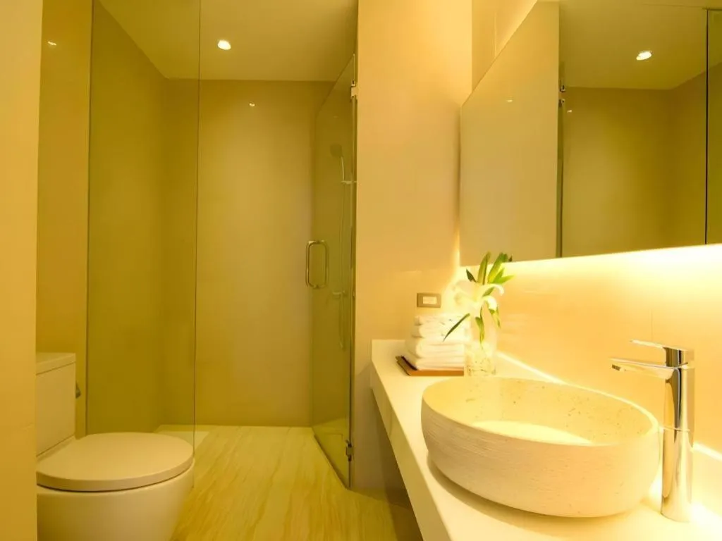 Seven Zea Chic Hotel