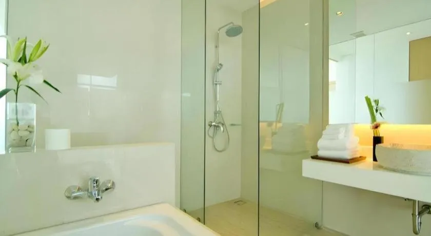 Seven Zea Chic Hotel