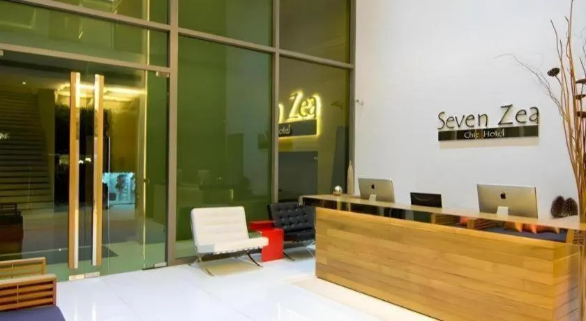 Seven Zea Chic Hotel