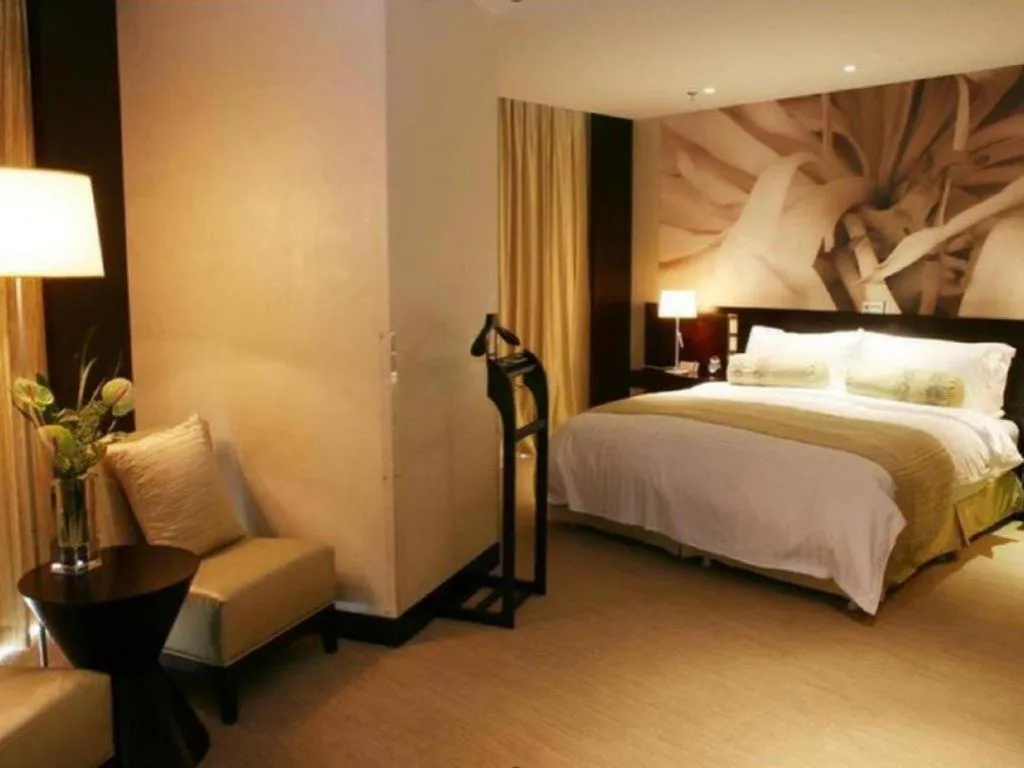 Bed in China National Convention Center Grand Hotel