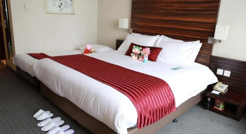 Bed in Jinglun Hotel